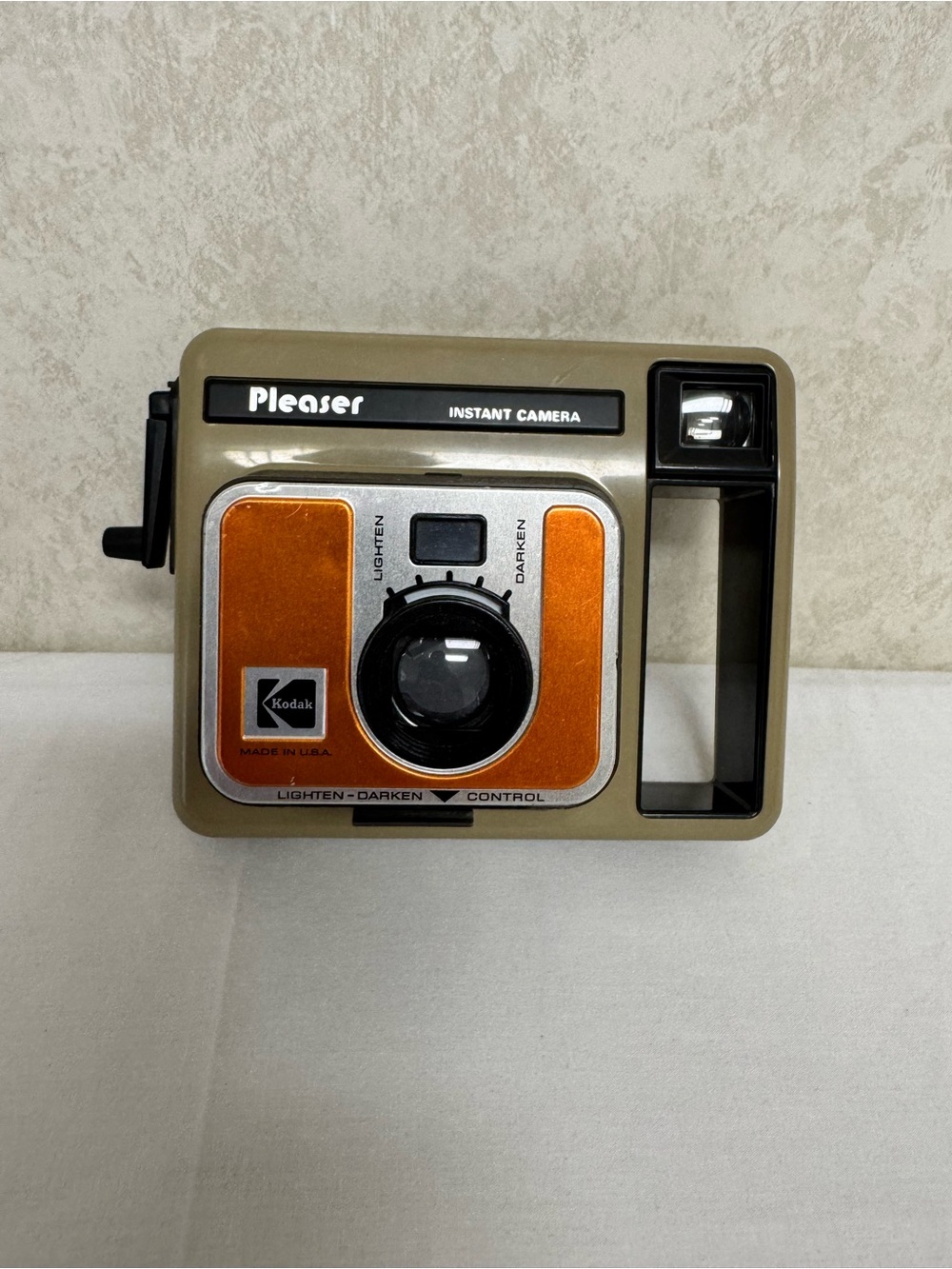 Vintage Kodak Pleaser Instant Hand Held Camera